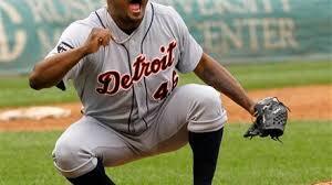 Player Catching ball